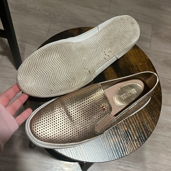 Metallic pink slip on sneakers - Picture 3 of 3